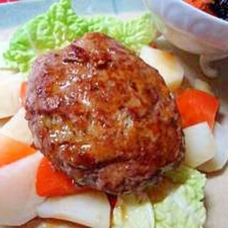 温野菜をしいた和風ハンバーグ